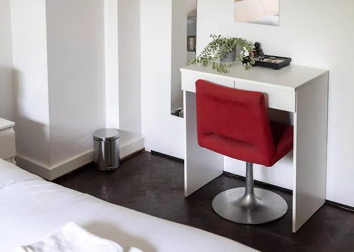 Jette - Base En Peripherie De - 15min Centre *