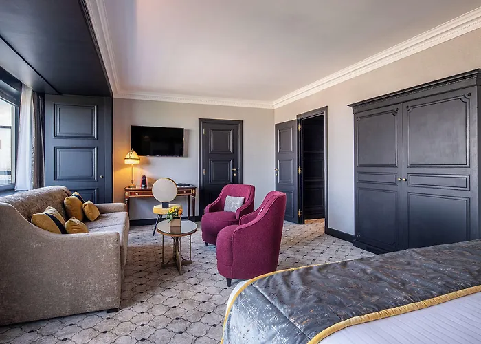 Hotel Barsey By Warwick 4*