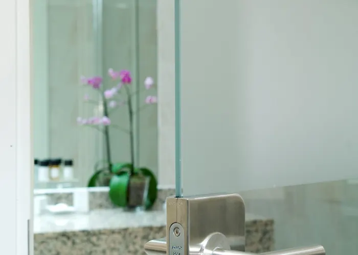 Thon Bristol Stephanie Szálloda