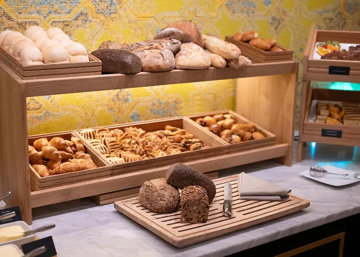 Thon Bristol Stephanie Brüsszel