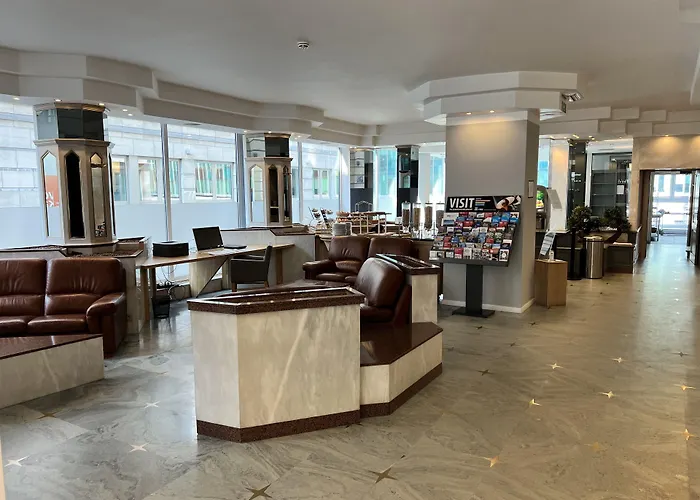 Western Royal Centre