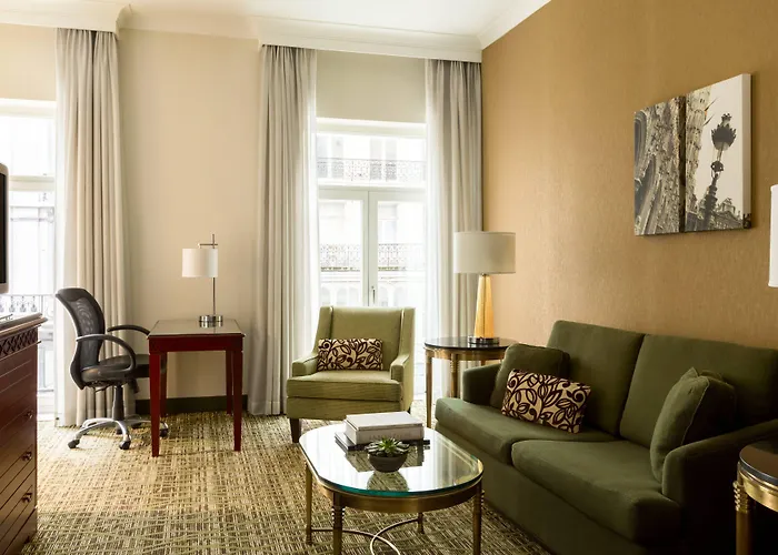 Marriott Grand Place Отель Брюссель