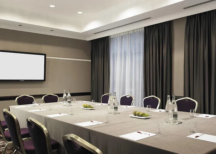 Marriott Grand Place Отель Брюссель