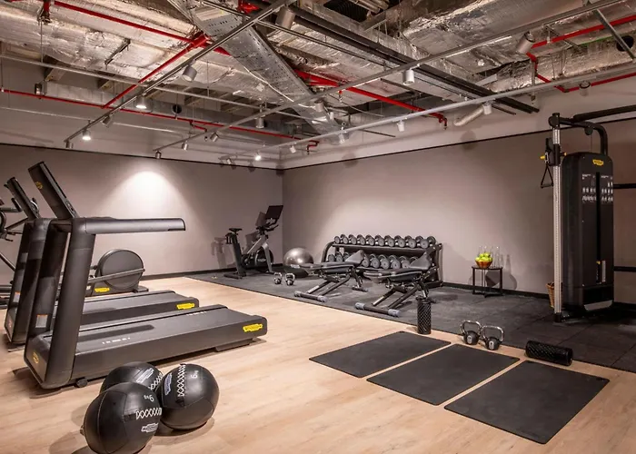 Отель Marriott Grand Place