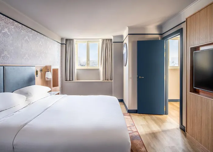 Marriott Grand Place Отель Брюссель