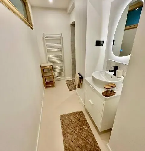 Charm And Comfort Brussel