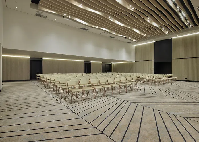 Cardo Brussels, Autograph Collection מלון