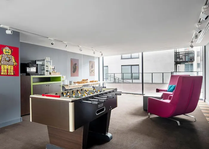 Hotell Pestana Schuman 3*