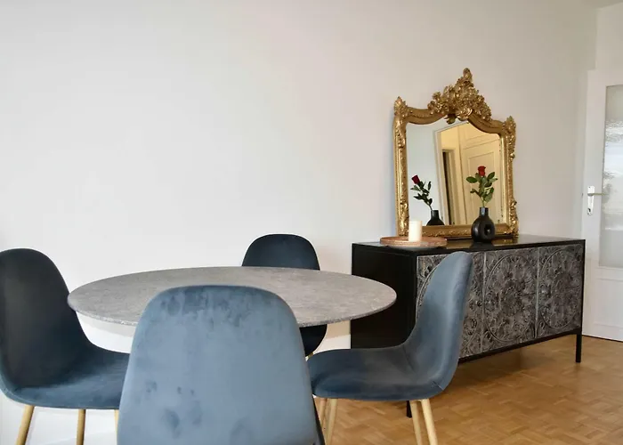 Avenue Louise Skyline View Apartment Brussels