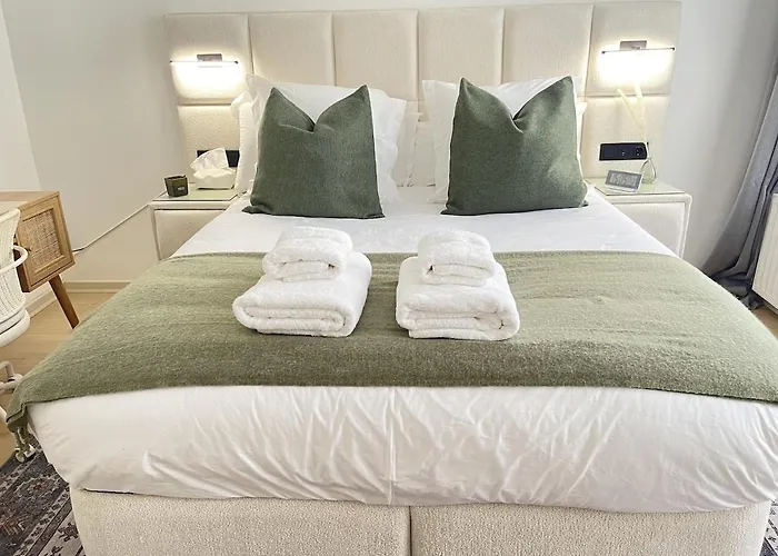 Apartment Beautiful With Jacuzzi Brussels