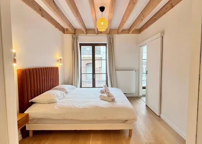 Apartment Duplex Design & Elegant Au Coeur De Brussels