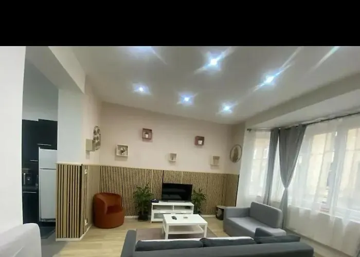 Modern In Molenbeek-saint-jean / 77 M² / Parking Apartment