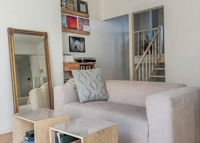 Cosy In Near Chatelain * Bruksela