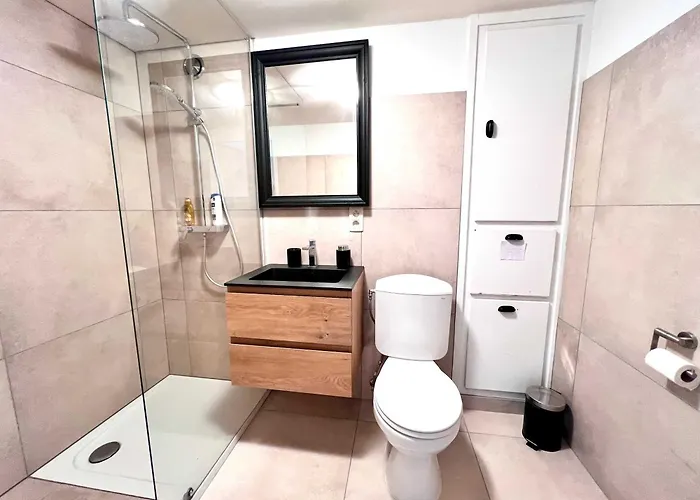 Lovely 2room Elegant In For 2people 아파트 *