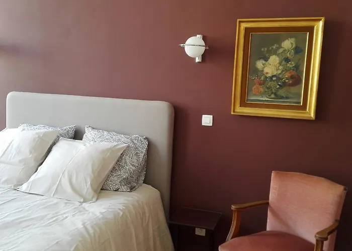 Bed & Breakfast 36 3*