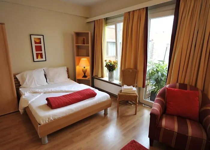 European Union Flat *