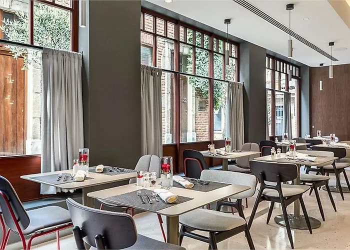 Hotel Nh Collection Grand Sablon 4*