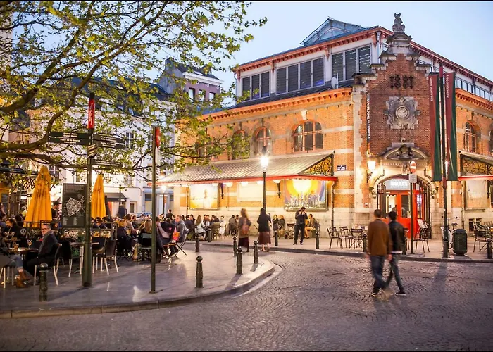 Grand Place, Only 3 Min Walk, 80M Beautiful Apartment Apartman *