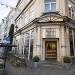 Aris Grand Place Hotel