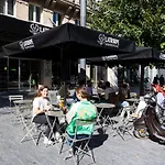 Latroupe Grand Place Hotel