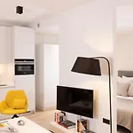 L-avenue فندق 4*