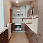 Lejlighed Cozy 2 Bedroom - Metro Montgomery Bruxelles