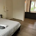Appartement Uccle Chic Flat Brussel