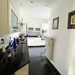 Elegance ,space & Luxury In Apartment Brüssel