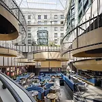 Radisson Collection Grand Place 5*