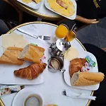 B-aparthotel Grand Place 4* Brüsszel
