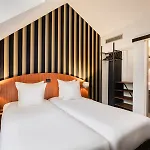 Aris Grand Place Hotel 3*