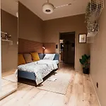 Golden Dove Luxury 브뤼셀