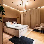 Golden Dove Luxury 아파트