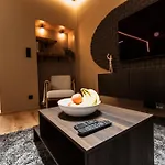 아파트 Golden Dove Luxury