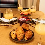 Golden Dove Luxury 아파트 *