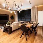 아파트 Golden Dove Luxury *