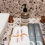 Golden Dove Luxury 브뤼셀