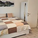 Chez Esmara Et Philippe Апартаменты Брюссель