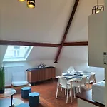 Apartment New Cozy In Porte De Hal *