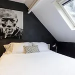 Authentic Belgian Home, Downtown Вилла *
