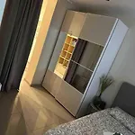 Apartment Avec Terrasse Privee Et Garage Rez De Chaussee Lumineux