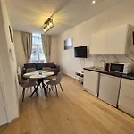 Modern Near Avenue Louise Apartment