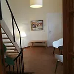Triplex Pres De La Grand-place Брюссель