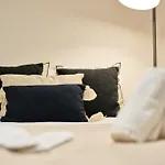 Compact & Stylish In Apartment *