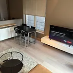 Lejlighed Comfortable Two Bedroom In Center