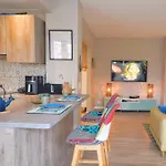 Apartment Oasis Of Charm In Brussels!