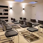 Pillows Centre מלון 4*