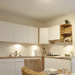 Sunny & Chill Apartment *
