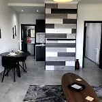 30 Pied A Terre * Brusel