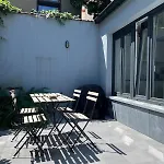 Tiny House Avec Terrasse Privee, 10 Mins Du Centre アパート *